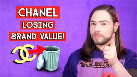 does a chanel lose value